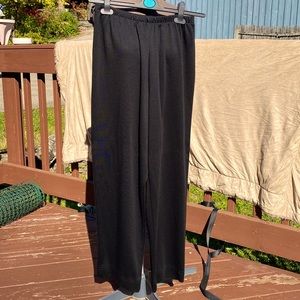 5 for $6 Ladies size 14 knit pants